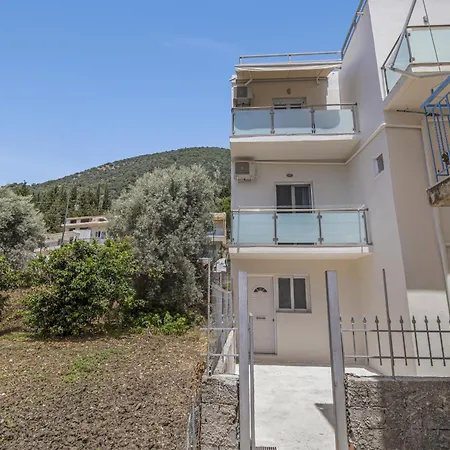 K And A 3 Nydri (Lefkada)